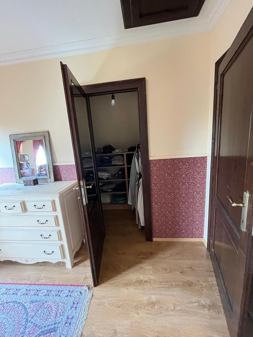 Casă elegantă, spațioasă, ideală pentru familie – Sanmihaiu Roman - Poză 7
