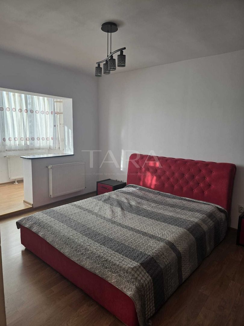 Apartament zona Plopilor Noi, decomandat, etaj intermediar. - Poză 4