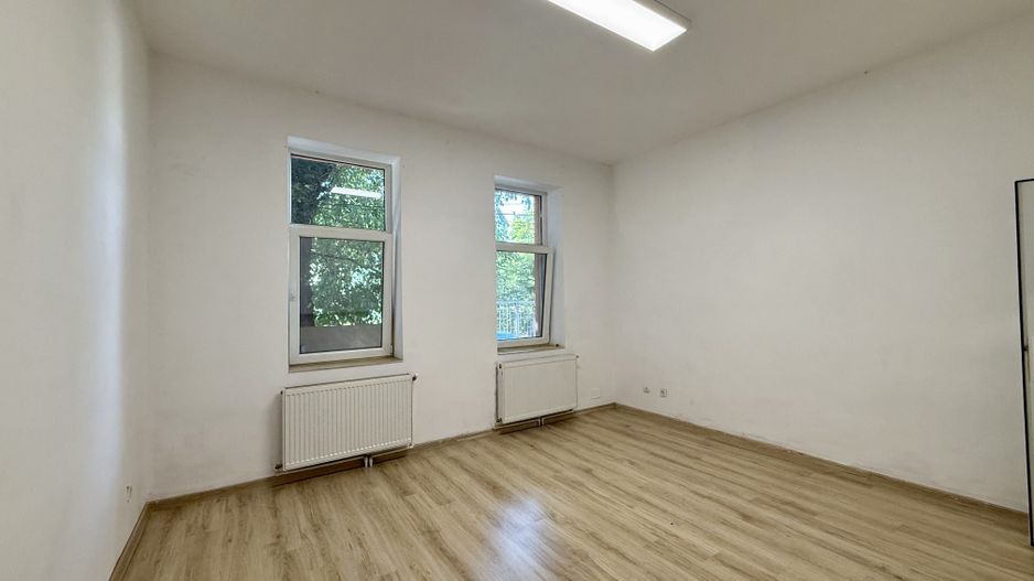 IMOBIL CU MULTIPLE DESTINATII - Poză 1