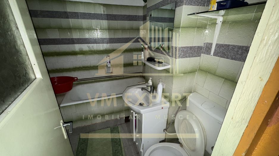APARTAMENT 3 CAMERE CAMPULUNG, ETAJ 4, GRUI - Poză 7