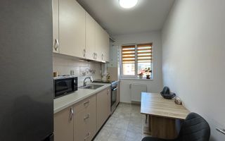 Vanzare apartament bloc nou, etaj intermediar, Piata 1 Mai! - Poză 8