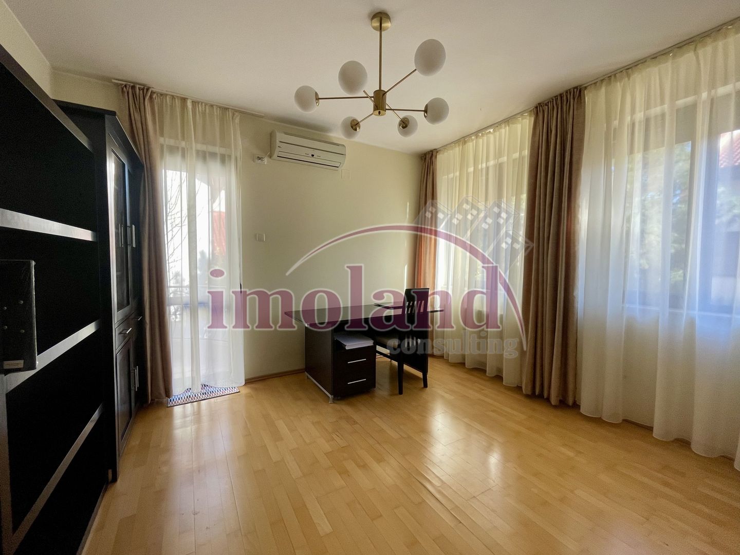 Închiriere vilă modernă 5 camere - complex rezidențial privat, piscină | Pipera - Poză 23