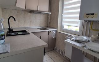 Garsoniera 35 mp, centrala proprie, balcon, zona Pasteur - Poză 3