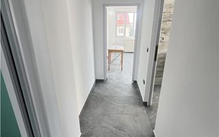 3 camere decomandat Ultracentral totul nou CENTRALA PROPRIE - Poză 7