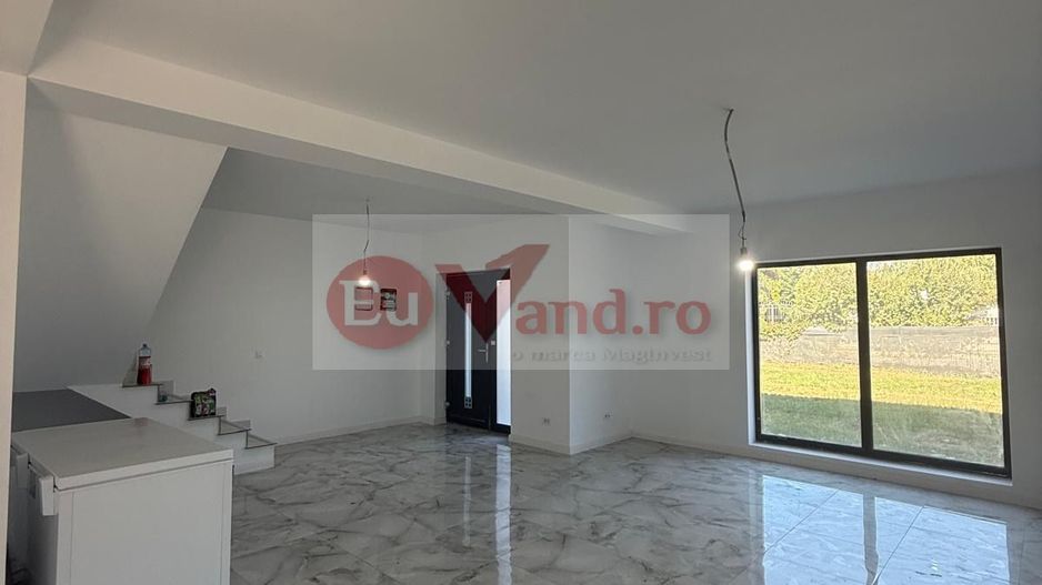 De vanzare – jumatate de duplex modern, parter + etaj | 150 mp utili | - Poză 5