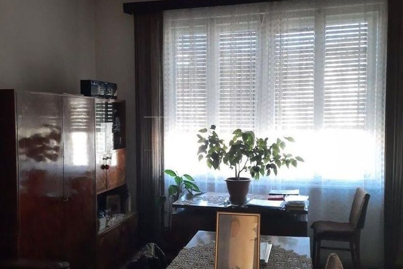 Apartament Semicentral aproape de Facultatea de Litere. - Poză 1