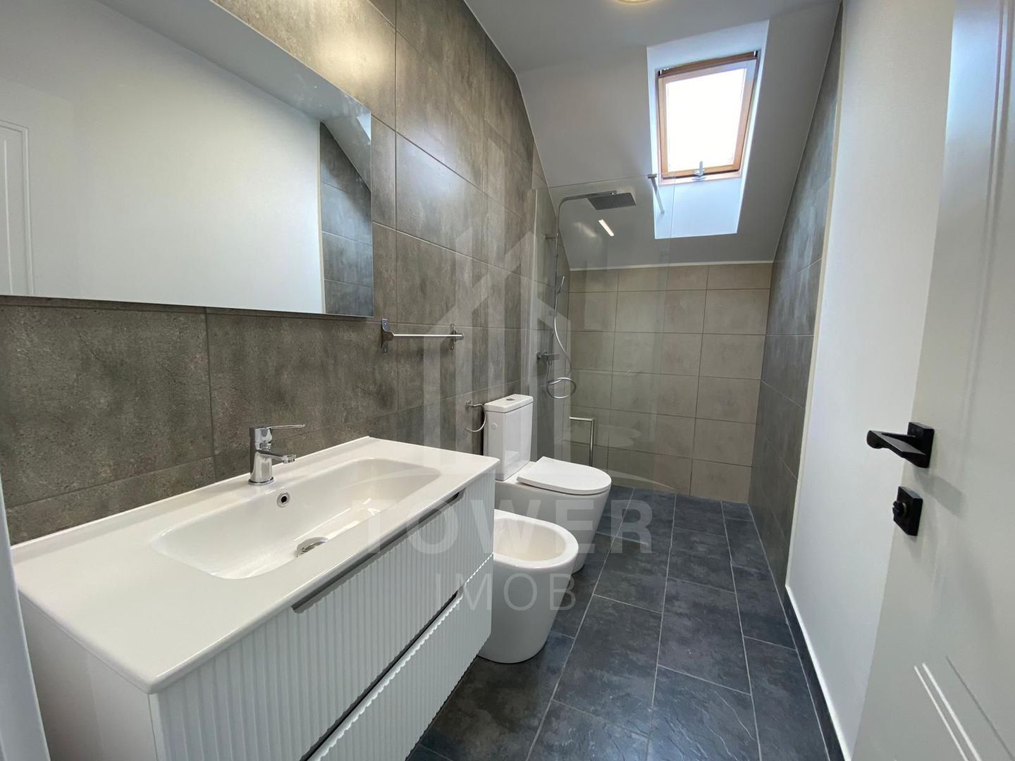 Casă nouă de închiriat,  4 camere | Prima închiriere | Cisnădie - Poză 17