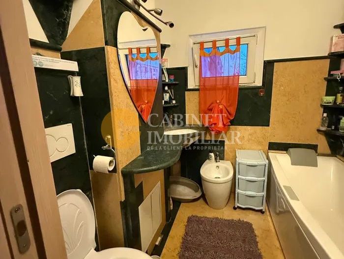 4 Camere Semidecomandat - Mobilat/Utilat  - Etaj 2 - Zona Mircea Cel Bătrân - Poză 5