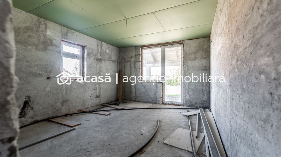 🏡 Casă P+1 la gri | 239 mp construiți | Călugareni -14 km de Arad - Poză 5