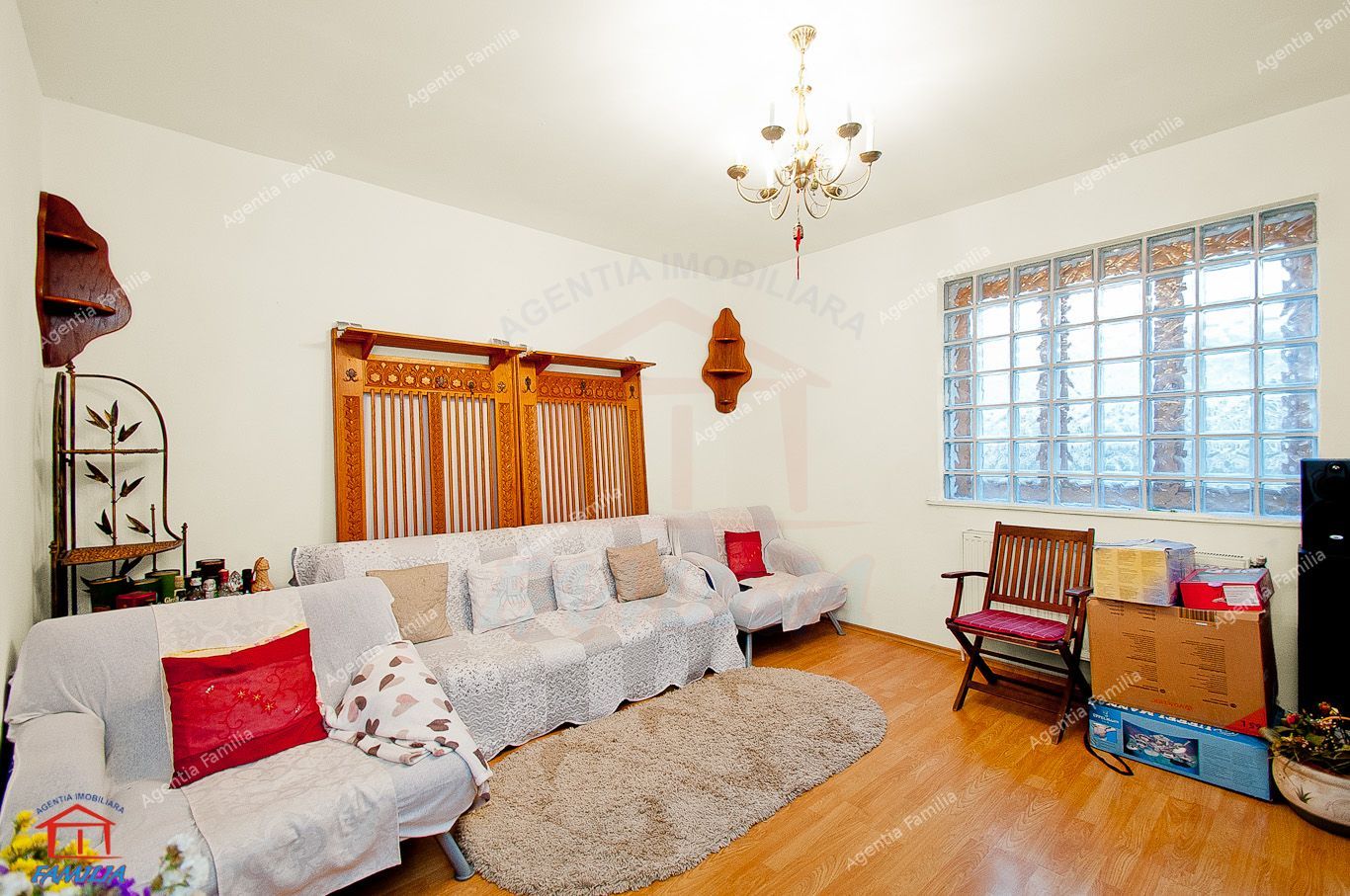 Vila cocheta, situata in centrul istoric al orasului - Poză 4