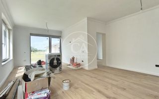 Apartament la casă de vanzare cu 2 camere si curte, Santandrei, Bihor - Poză 2