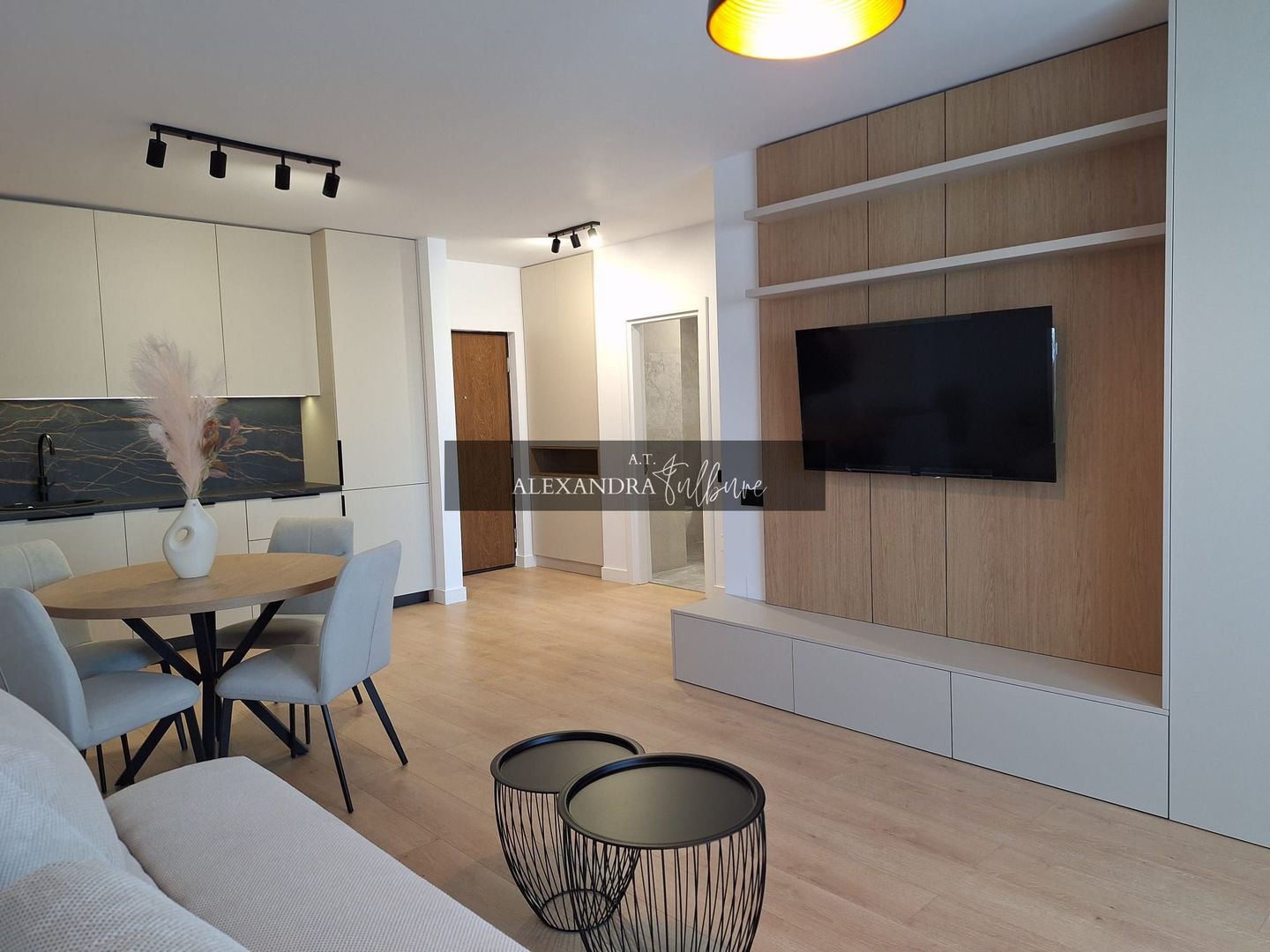Apartament 2 camere I Ansamblul Eroilor I Floresti - Poză 4