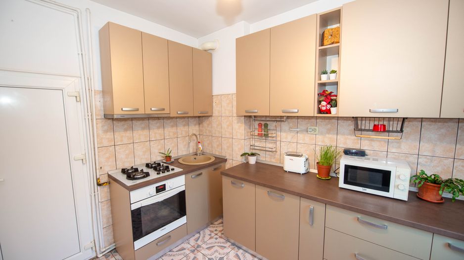 Apartament cu 2 camere de vanzare Metrou Grivita Strada Stefan Stoika - Poză 17