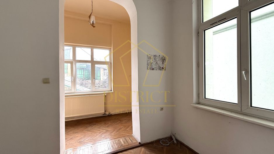 Spatiu pentru birouri, curte interioara si VAD | Balcescu - Poză 10