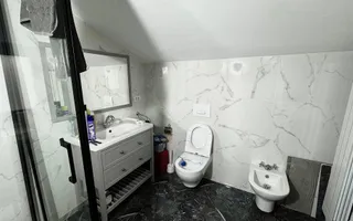 CASĂ 5 CAMERE 252 MP TEREN 1362 MP DRAGOSLAVELE ARGEȘ - Poză 19