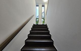 Inchiriere cladire cu 2 apartamente,  460 mp, garaj subteran, Andrei Muresanu - Poză 24