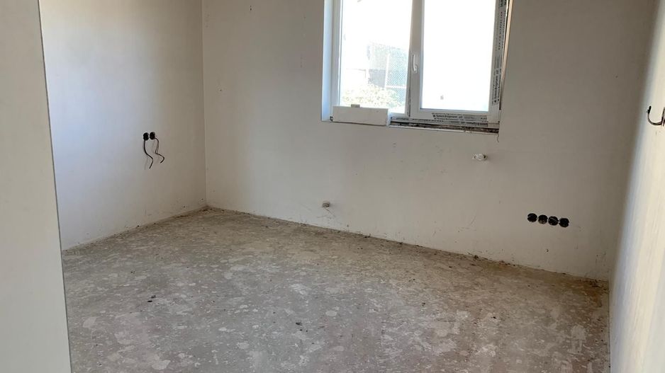Casă cu teren – Zona Profi Chinteni | Casă nouă, semifinisată | Garaj si Terasa - Poză 10