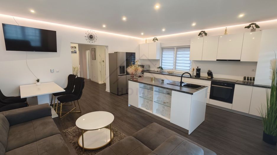 Casa noua, mobilata si utilata, la asfalt, 160 mp. COMISION ZERO! - Poză 1