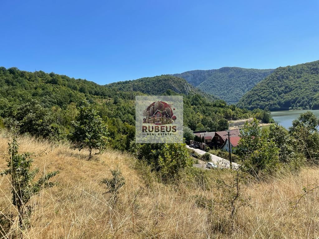 Teren intravilan 2.580 mp Eșelnița, acces DN57, ideal turism, locuinte - Poză 13