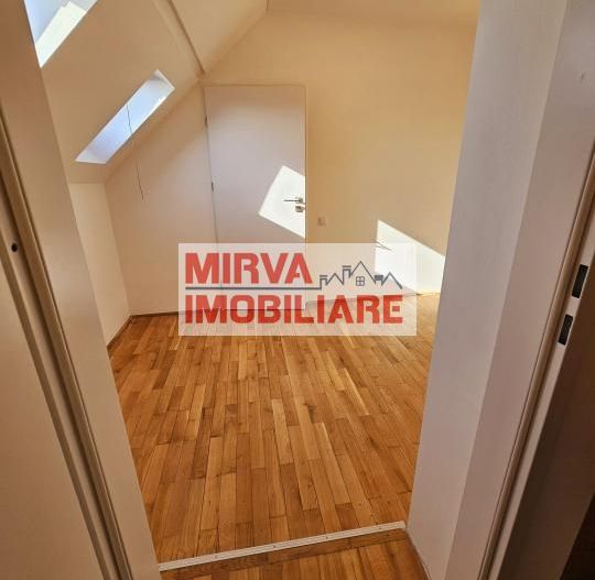 🏢 Spațiu de birouri – 5 camere, 3 băi – Mansardă vilă, Central - Poză 16