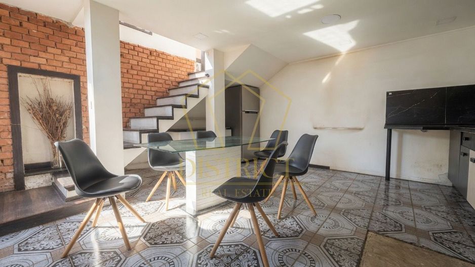 COM 0% | Casa la curte comunca cu 3 camere |  Zona Odobescu - Poză 1