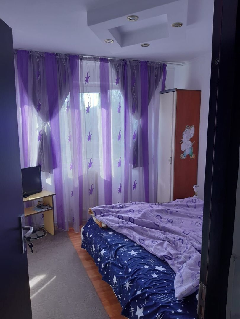 Apartament 4 camere, etaj 1, orientare sudică – Micro 39 A - Poză 10