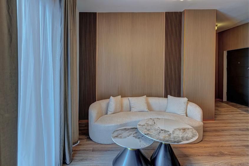 Apartament de vanzare 2 camere, balcon, etaj intermediar, Eroilor - Poză 3