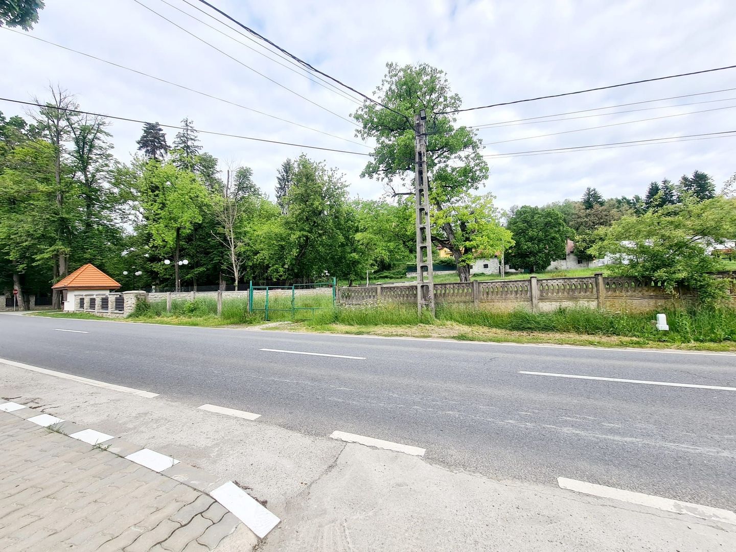 Teren intravilan Vladesti - Poză 3