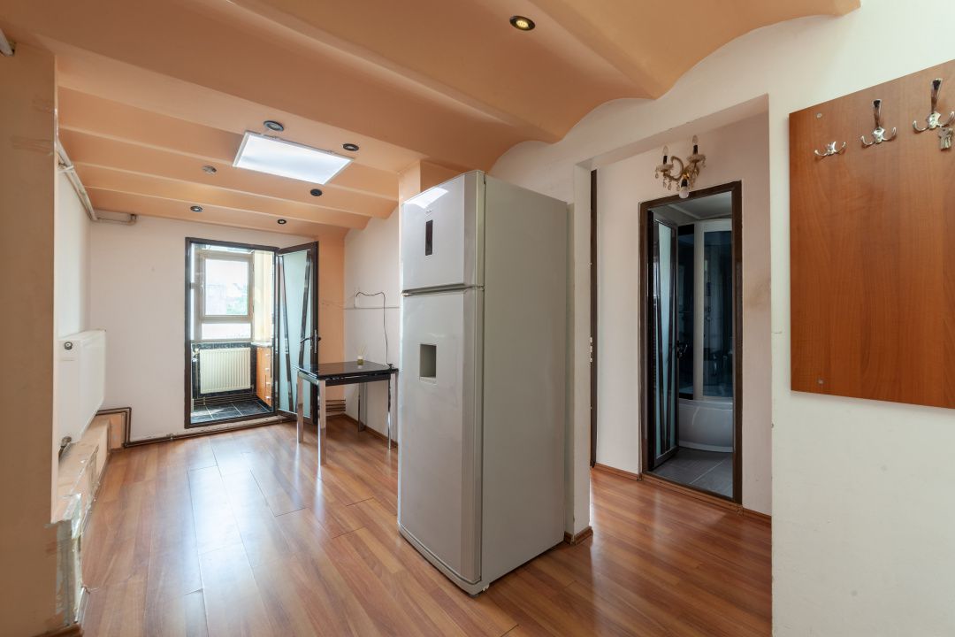 APARTAMENT DECOMANDAT - TRIVALE - ETAJ INTERMEDIAR - Poză 5