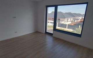 Vila Moderna Tunari, zona Buna, curte 300m - Poză 11