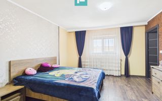 Casă și clădire de apartamente la Orțișoara - Poză 31