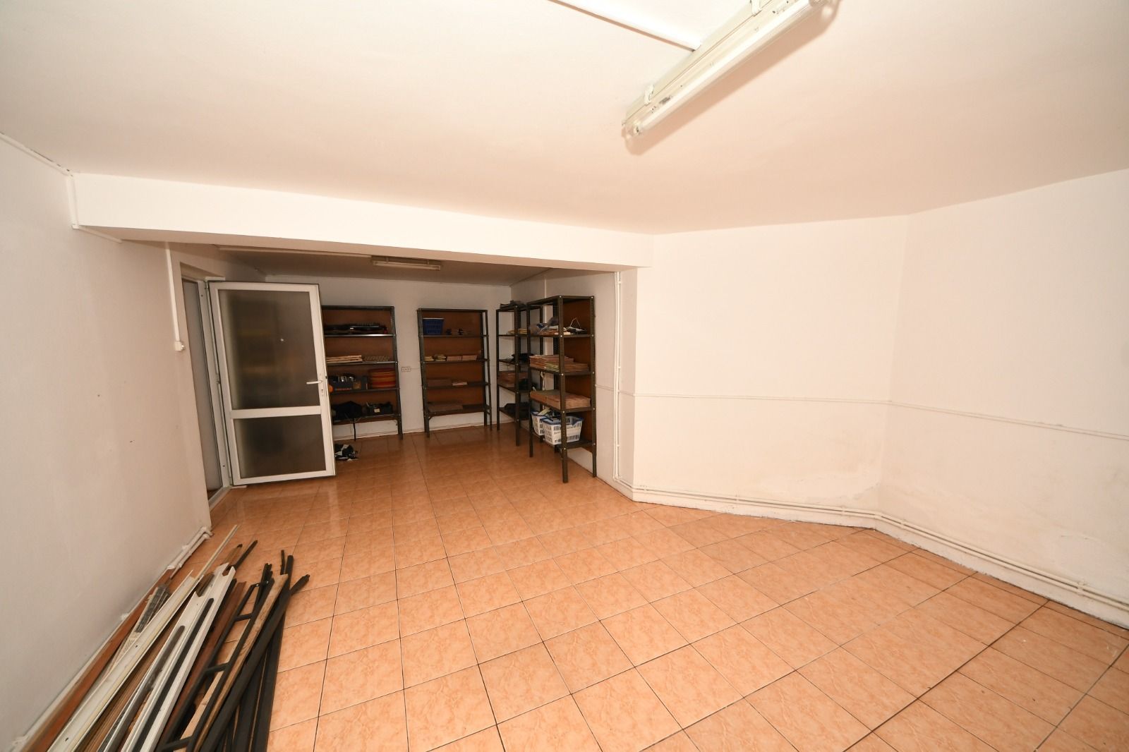 Vila spatioasa, constructie solida, zona micro 17 – Galati - Poză 4