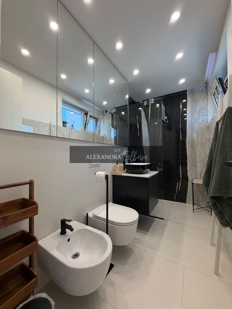 Apartament PREMIUM cu curte, terasă și lift cu acces direct în living - Poză 13