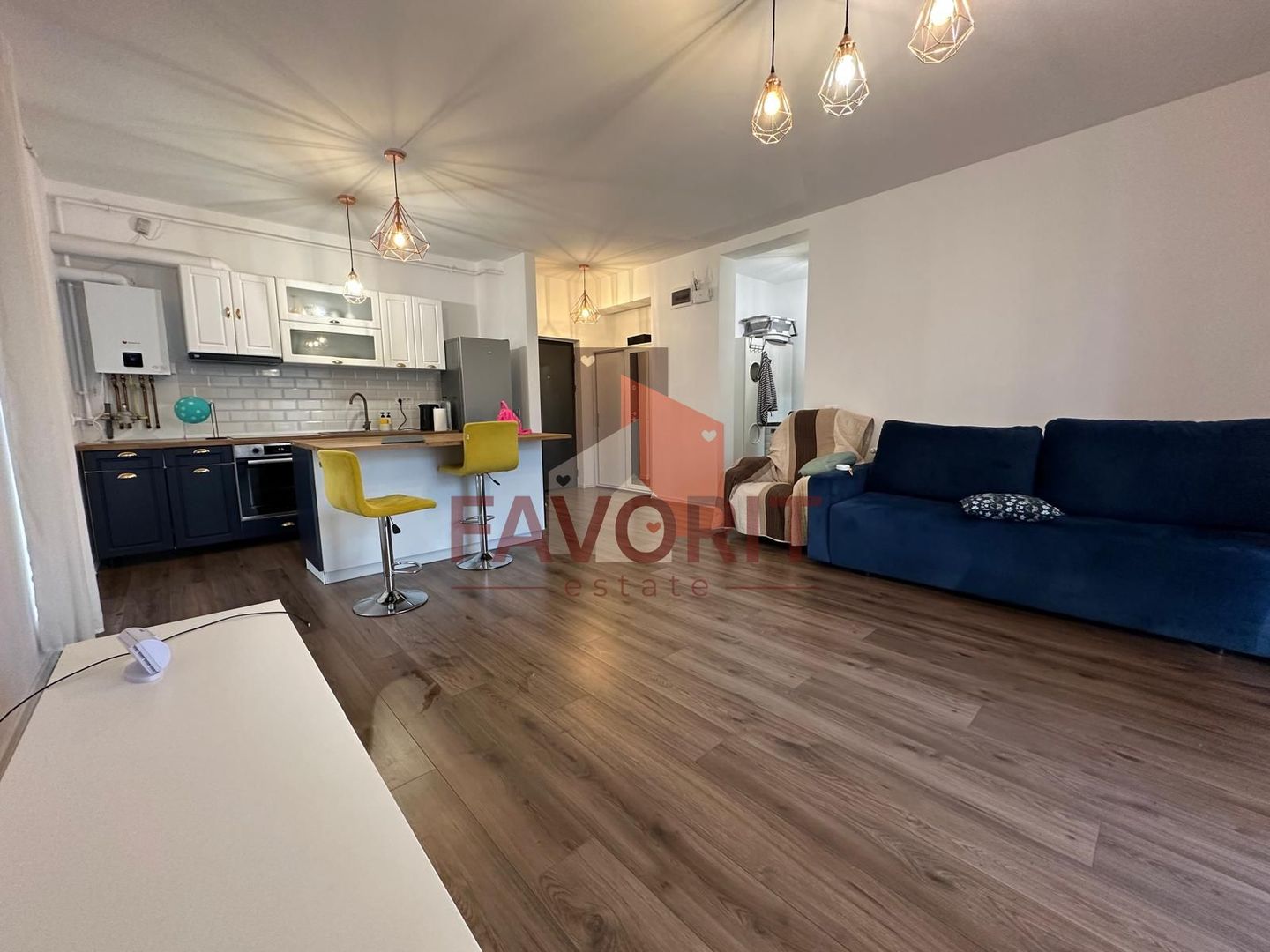 2 camere | etaj intermediar | centrala proprie | loc parcare | finisaje premium - Poză 1