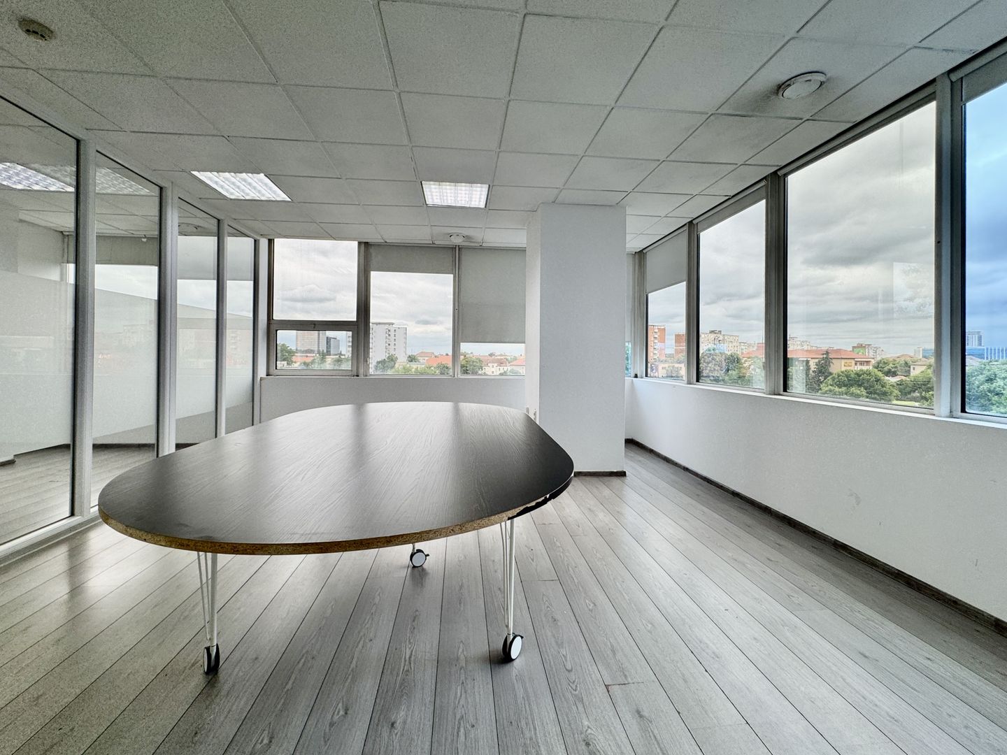 City view from the office - Poză 1