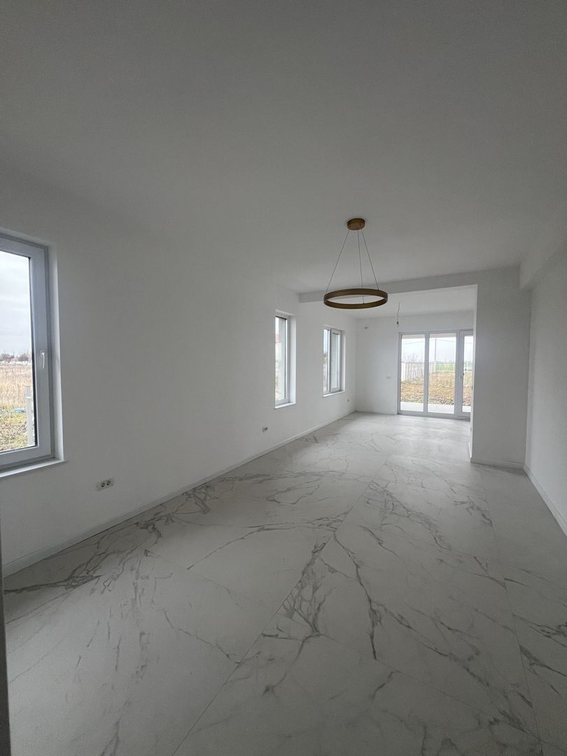 Duplex modern cu finisaje premium - Poză 1