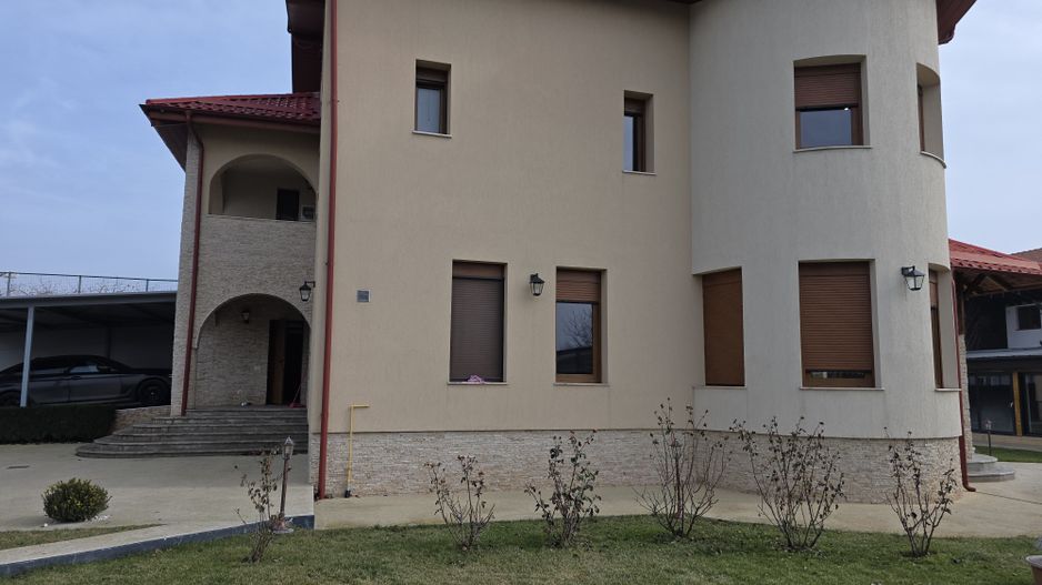 Reducere pret! ! Vila top cu piscina inchisa,  incalzita, barbeque - Poză 3