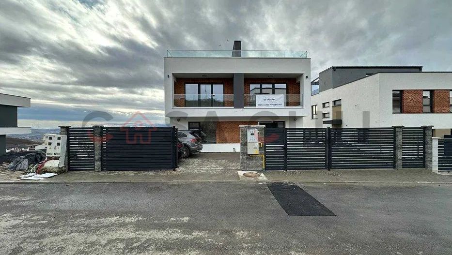 Duplex semifinisat cu vedere panoramica zona Voronet! - Poză 8