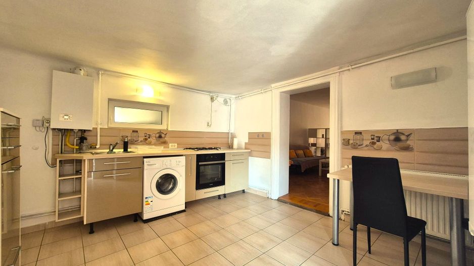 Exclusivitate - Imobil 53 mp,  la 3 minute de P-ta Sfatului, pet friendly - Poză 14