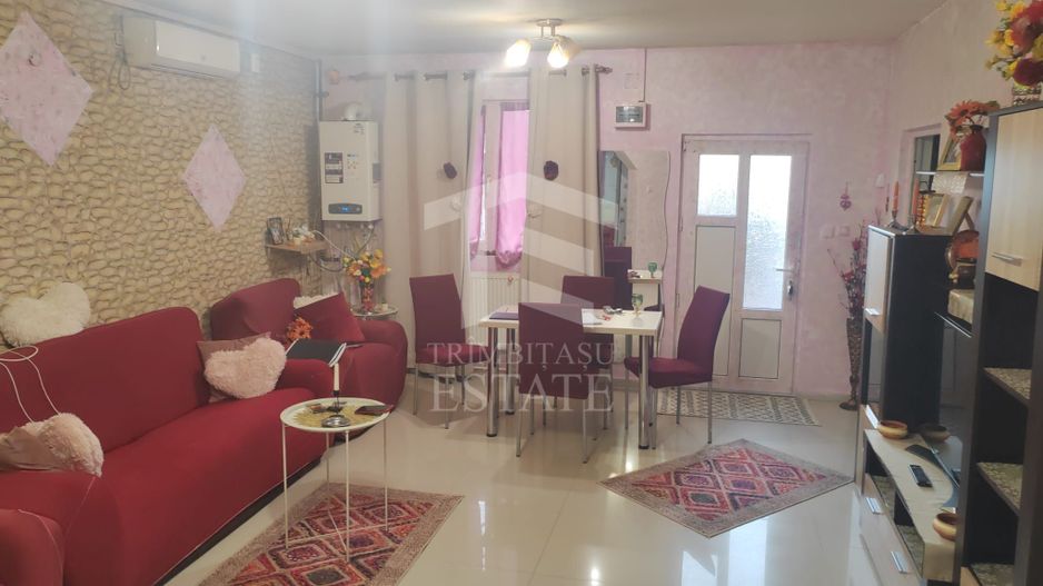 Casa pe parter individuala la pret de apartament - Poză 1