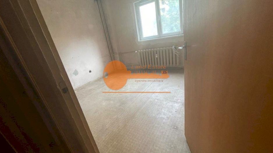 4 camere Stefan cel Mare ( bloc 1980 ) - Poză 5