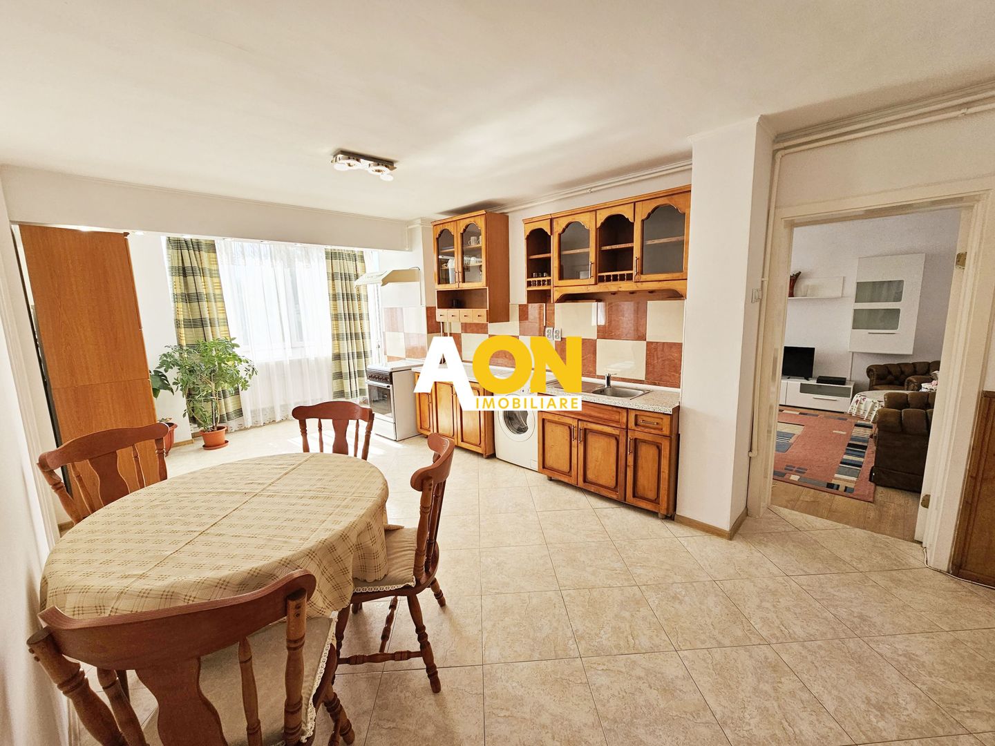 Apartament 2 camere, 60 mp utili, etaj 3, zona ultracentrala - Poză 1