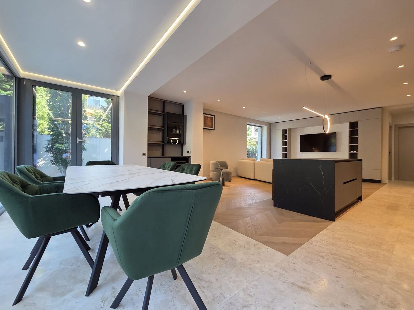 Rent I 4 room apartment I Iancu Nicolae I Garden I Pool - Poză 2