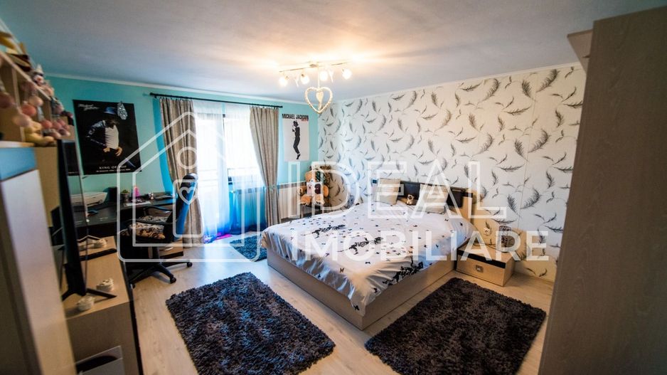 Casa Individuala cu 8 camere si 430 mp de curte, zona Calea Poplacii - Poză 4