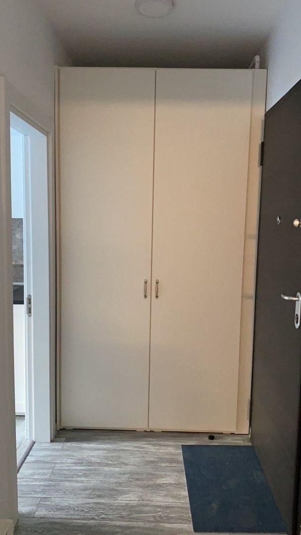 1 camera - Plaza - Poză 7