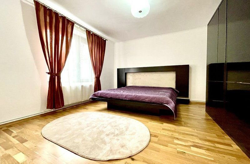 Casǎ individuală lângǎ Iulius Town - Poză 10