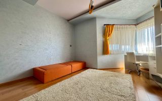 Vînzare Casă în 3 Nivele -Hlincea - 343 m.p. - Poză 22