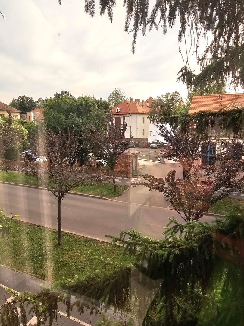Apartament generos - Poză 33