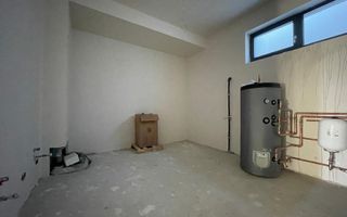 Duplex modern cu terase rooftop și vedere panoramica în Voronet - Poză 11