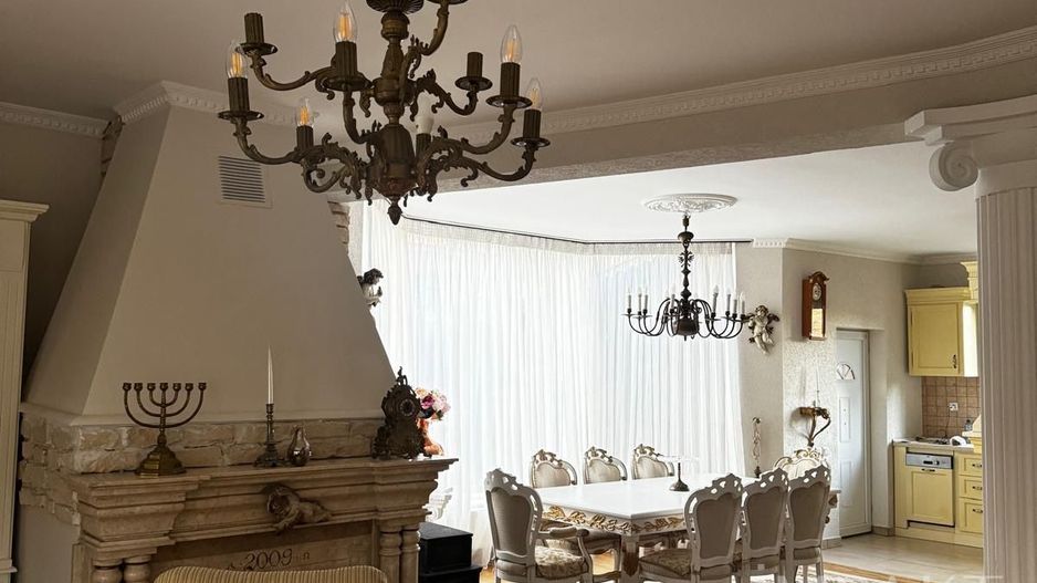 Casa individuala cu 5 camere si gradina in Colonia Sopor - Poză 2